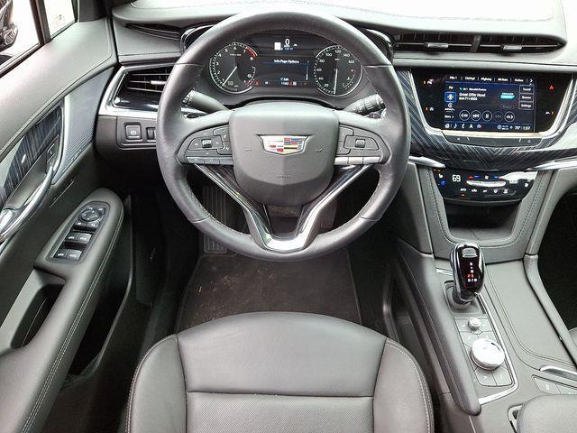 used 2024 Cadillac XT6 car, priced at $45,909