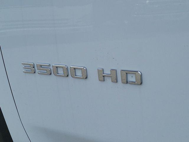 new 2024 Chevrolet Silverado 3500 car, priced at $69,727