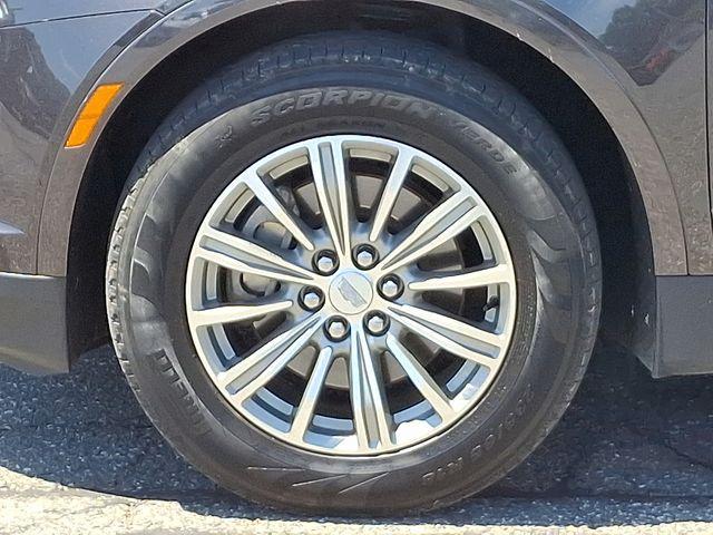 used 2019 Cadillac XT5 car, priced at $17,963