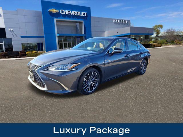 used 2022 Lexus ES 250 car, priced at $32,987