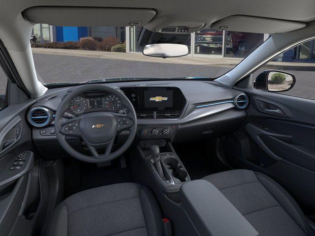 new 2025 Chevrolet Trax car, priced at $22,427