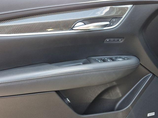 used 2021 Cadillac XT5 car, priced at $28,397