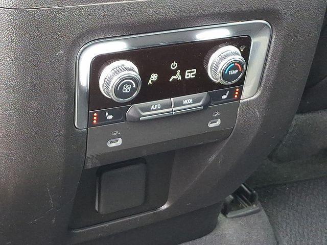 used 2022 GMC Yukon car, priced at $65,977