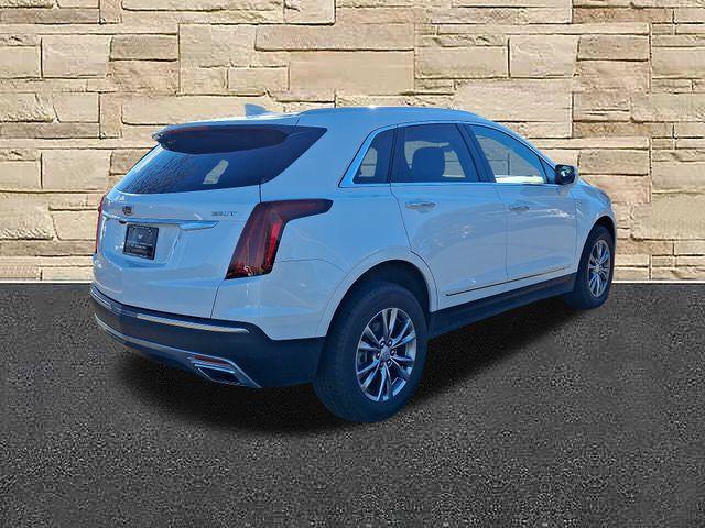 used 2022 Cadillac XT5 car, priced at $33,257