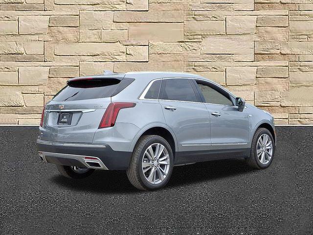used 2024 Cadillac XT5 car, priced at $47,863