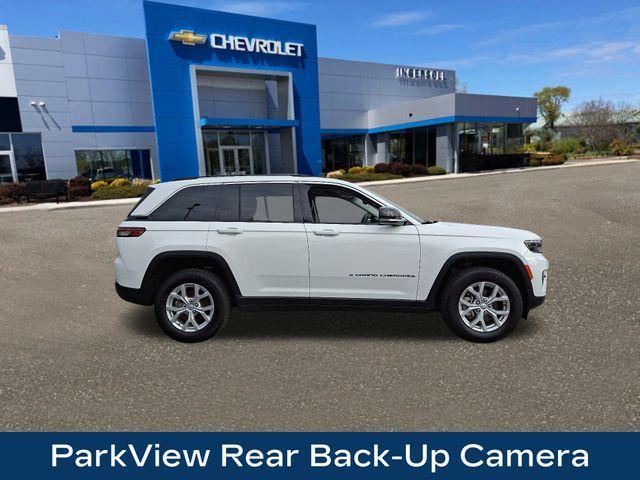 used 2023 Jeep Grand Cherokee car, priced at $34,334