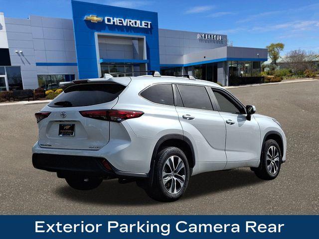 used 2023 Toyota Highlander car, priced at $35,973
