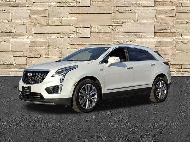 used 2025 Cadillac XT5 car, priced at $48,954
