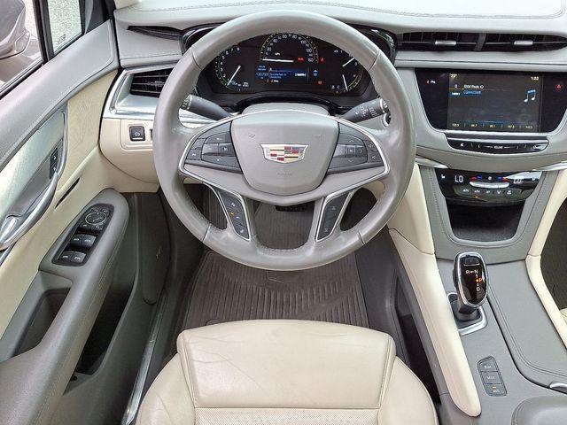 used 2018 Cadillac XT5 car, priced at $10,935