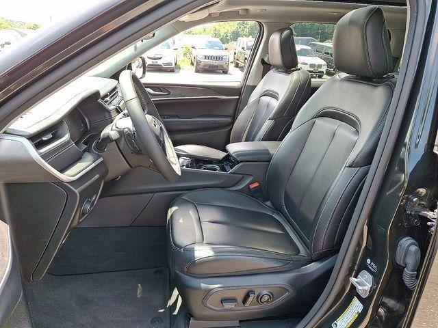used 2023 Jeep Grand Cherokee car, priced at $31,256