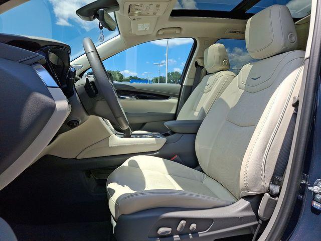 used 2024 Cadillac XT6 car, priced at $49,465