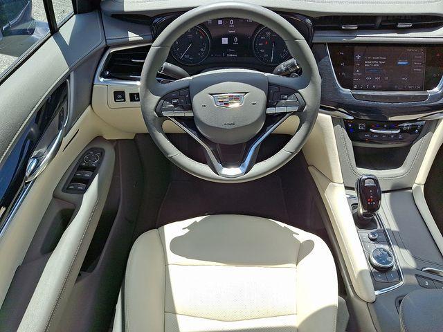 used 2024 Cadillac XT6 car, priced at $49,465