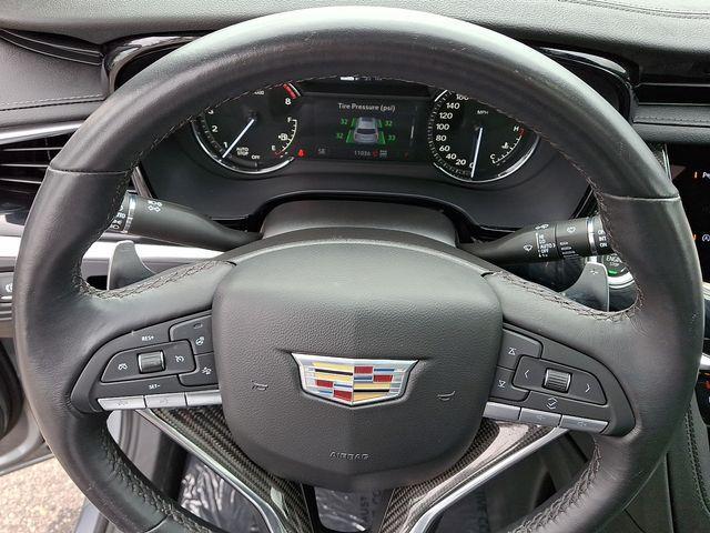 used 2023 Cadillac XT6 car, priced at $39,231