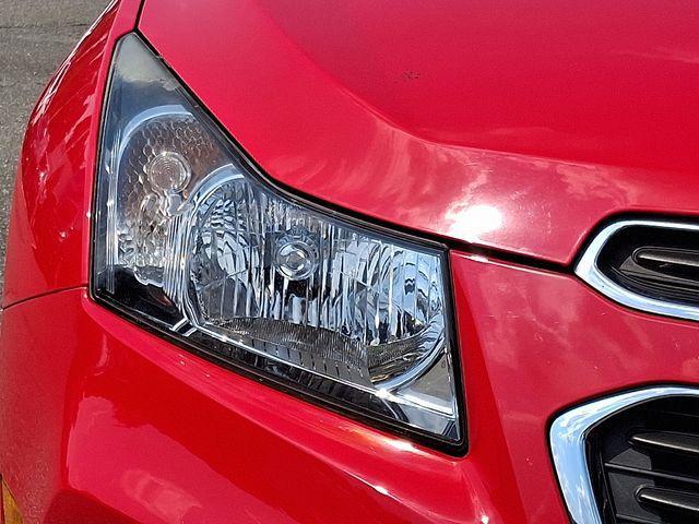 used 2015 Chevrolet Cruze car, priced at $7,778