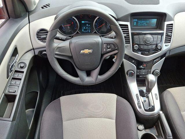 used 2015 Chevrolet Cruze car, priced at $7,778