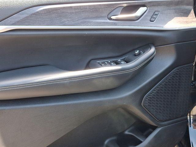 used 2023 Jeep Grand Cherokee car, priced at $34,995
