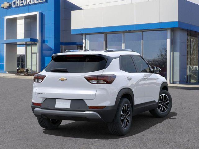 new 2025 Chevrolet TrailBlazer car, priced at $27,674