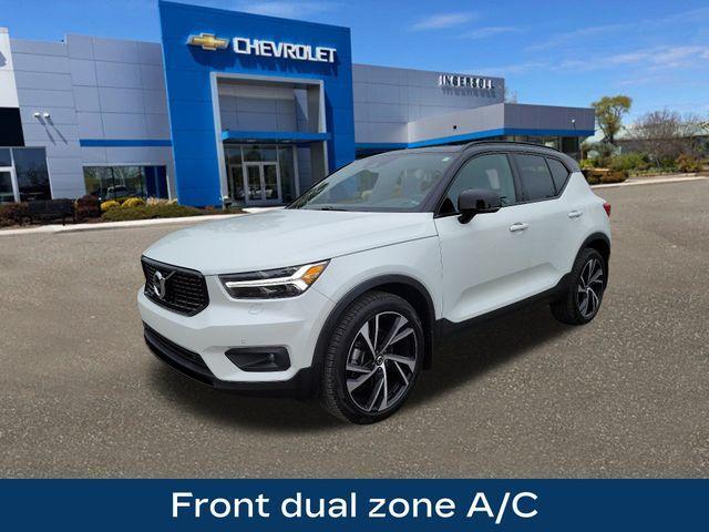 used 2022 Volvo XC40 car, priced at $27,296