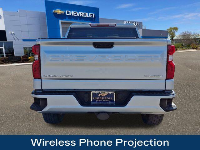 used 2022 Chevrolet Silverado 1500 car, priced at $33,290