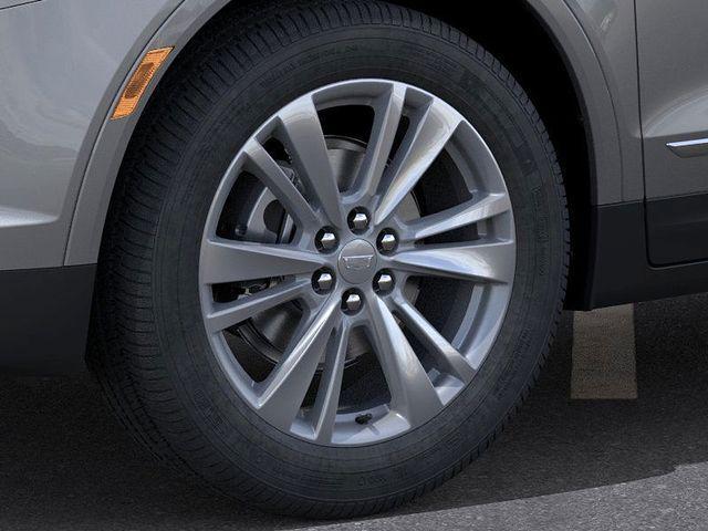 new 2025 Cadillac XT5 car, priced at $52,590