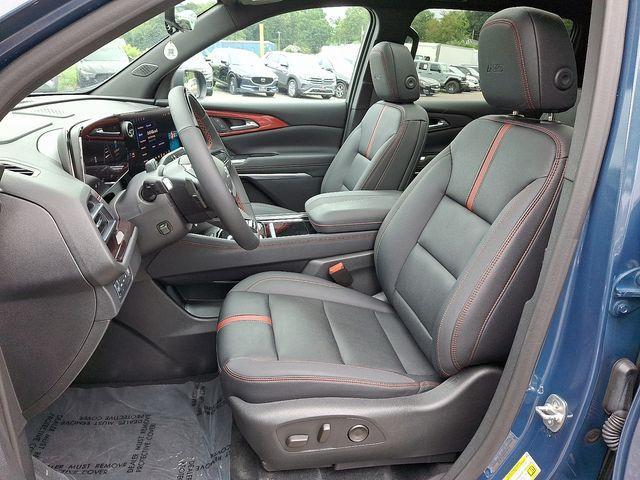 used 2024 Chevrolet Traverse car, priced at $51,124