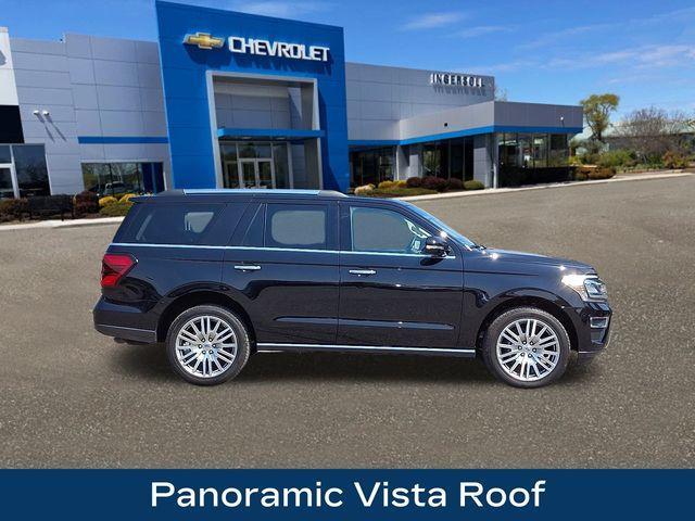 used 2024 Ford Expedition car, priced at $62,097