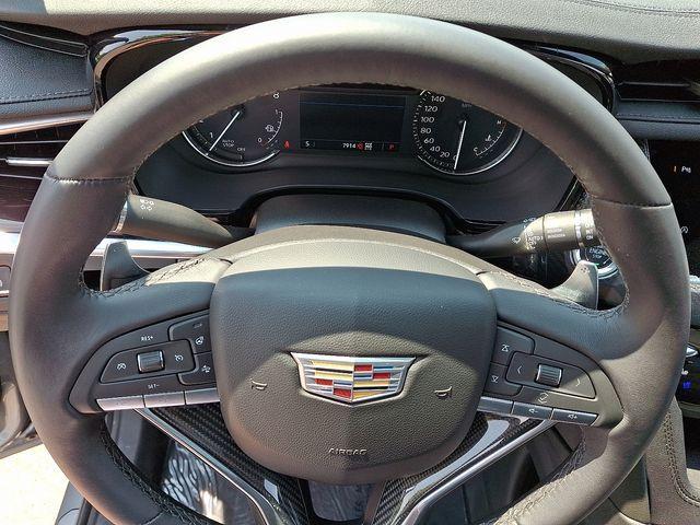 used 2024 Cadillac XT6 car, priced at $51,750