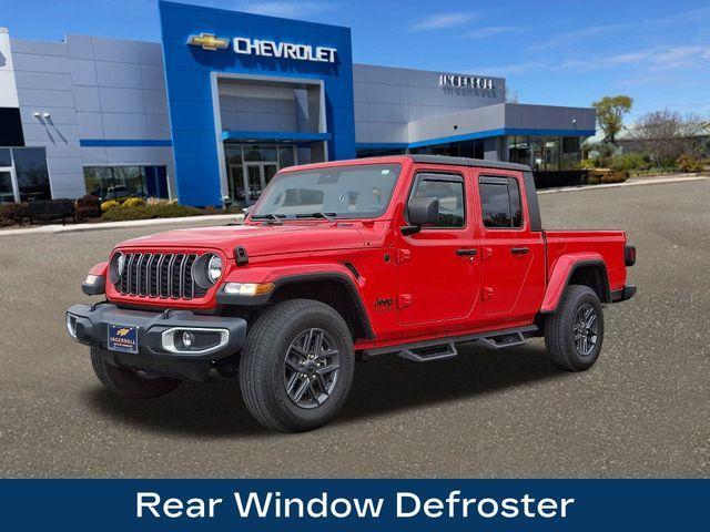 used 2024 Jeep Gladiator car, priced at $35,162