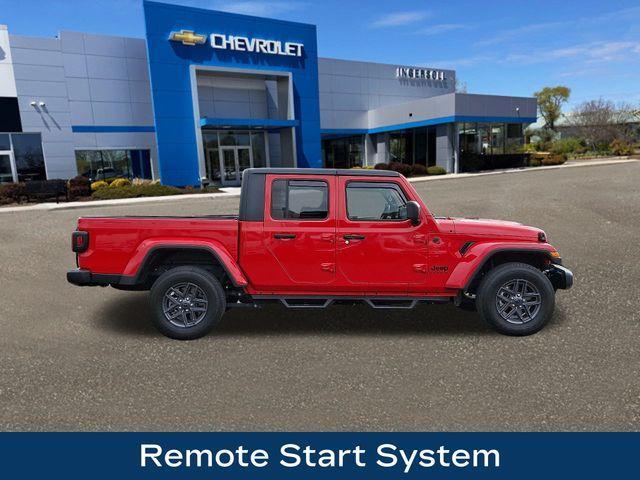 used 2024 Jeep Gladiator car, priced at $35,162