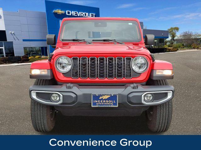used 2024 Jeep Gladiator car, priced at $35,162