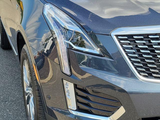 used 2021 Cadillac XT5 car, priced at $31,371