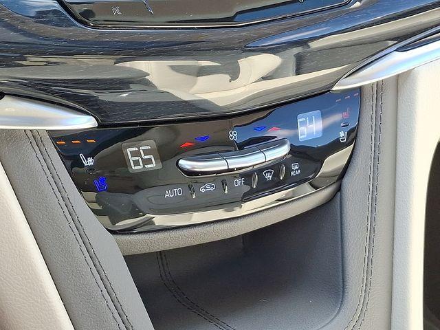 used 2024 Cadillac XT6 car, priced at $50,741
