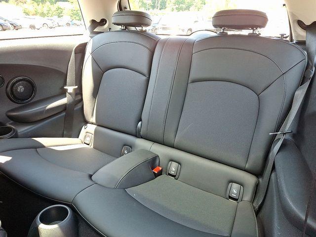 used 2024 MINI SE Hardtop car, priced at $23,957
