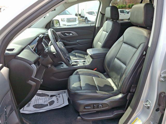 used 2021 Chevrolet Traverse car, priced at $29,624