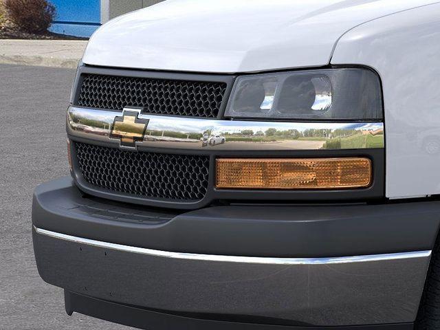 new 2025 Chevrolet Express 2500 car