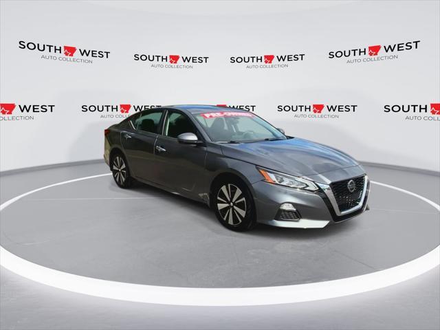 used 2022 Nissan Altima car, priced at $21,550