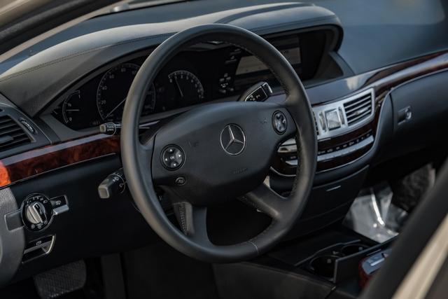 used 2007 Mercedes-Benz S-Class car, priced at $16,499