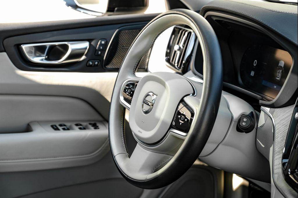 used 2023 Volvo XC60 car, priced at $40,995