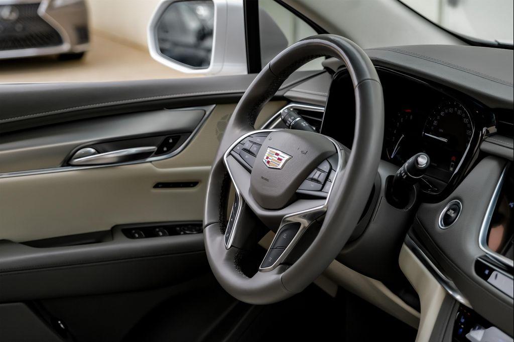 used 2018 Cadillac XT5 car, priced at $20,499