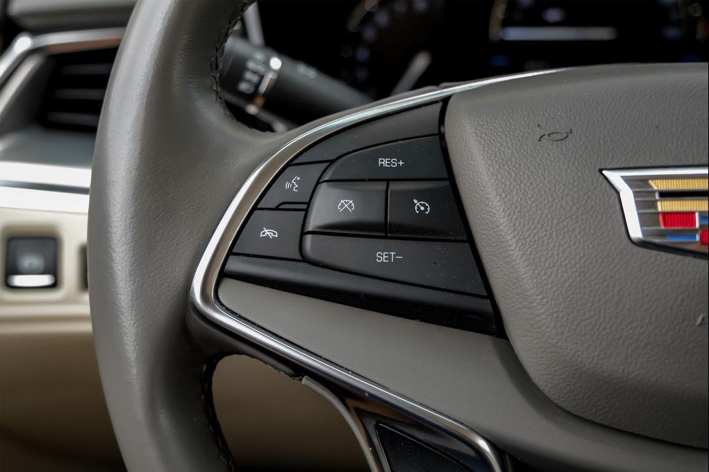 used 2018 Cadillac XT5 car, priced at $20,499