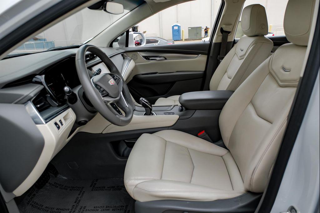 used 2018 Cadillac XT5 car, priced at $20,499