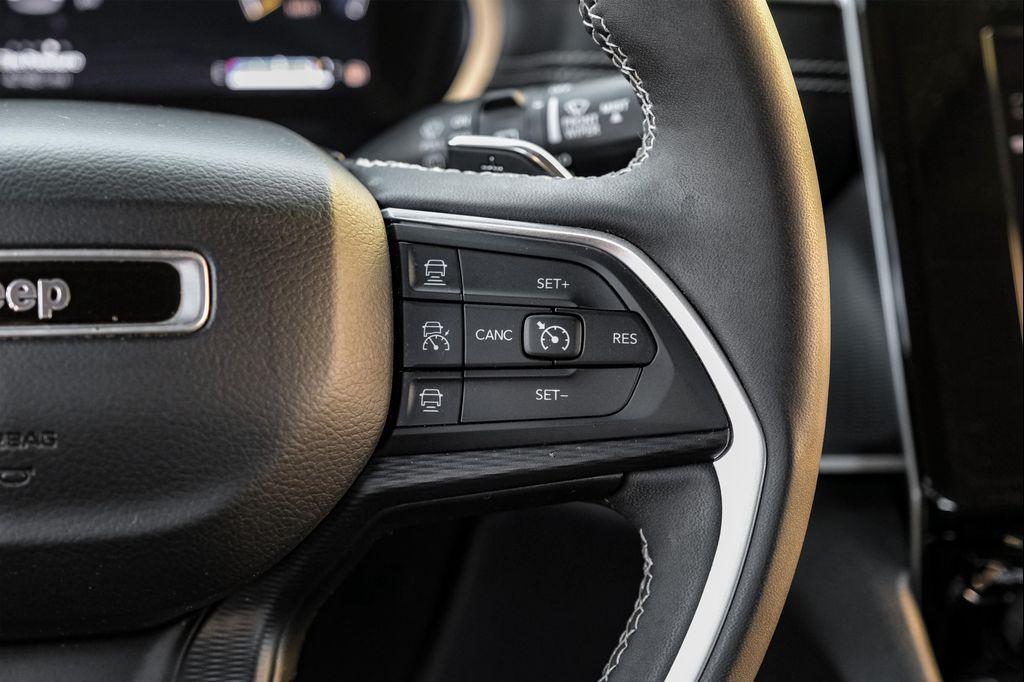 used 2023 Jeep Grand Cherokee L car, priced at $25,995