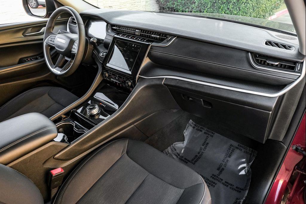 used 2023 Jeep Grand Cherokee L car, priced at $25,995