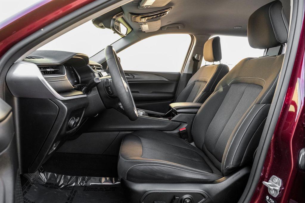 used 2023 Jeep Grand Cherokee L car, priced at $25,995