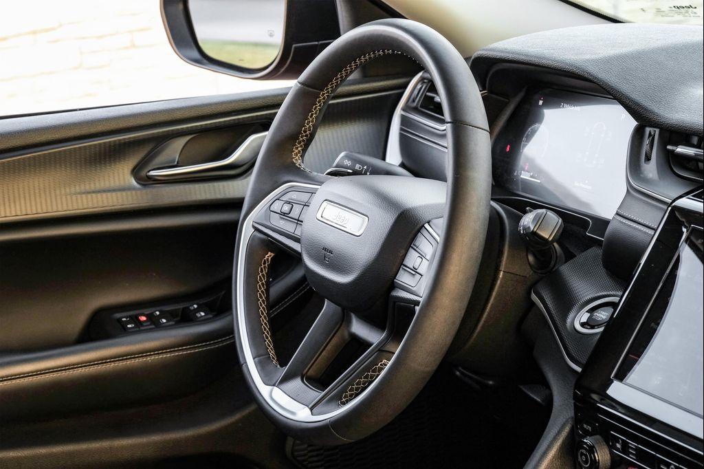 used 2023 Jeep Grand Cherokee L car, priced at $25,995