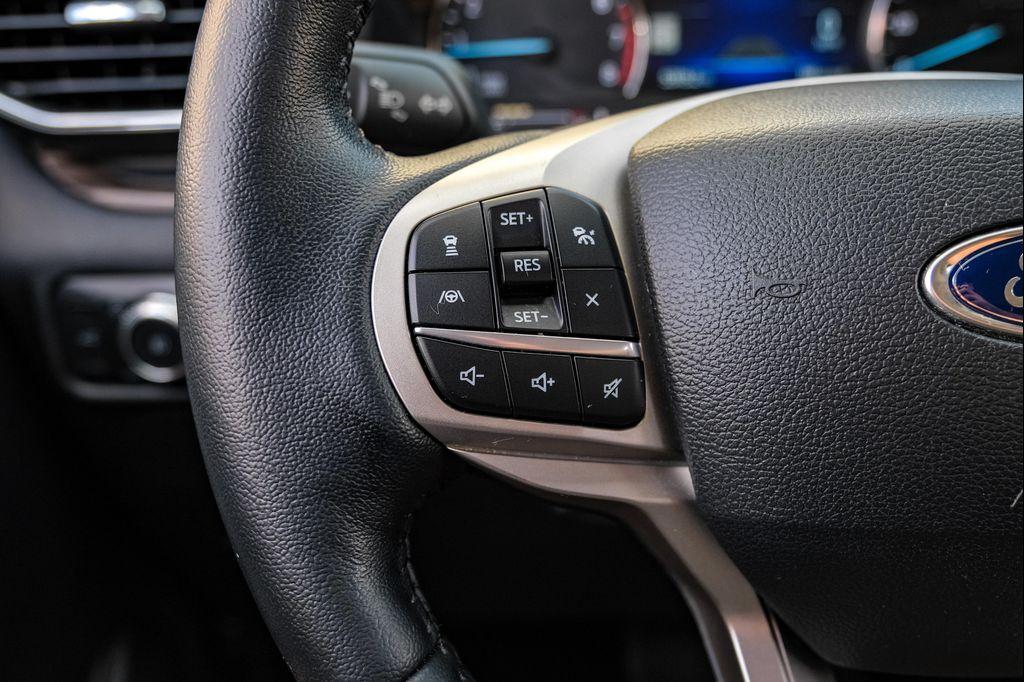 used 2022 Ford Explorer car, priced at $25,995
