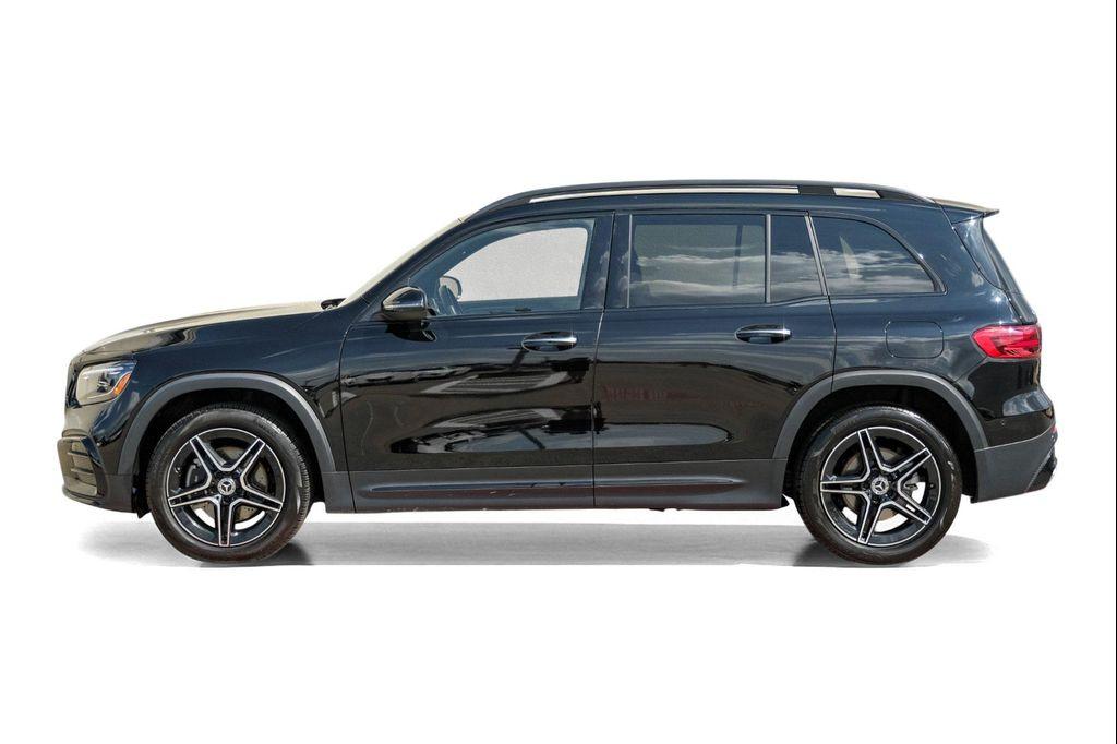 used 2024 Mercedes-Benz GLB 250 car, priced at $32,499
