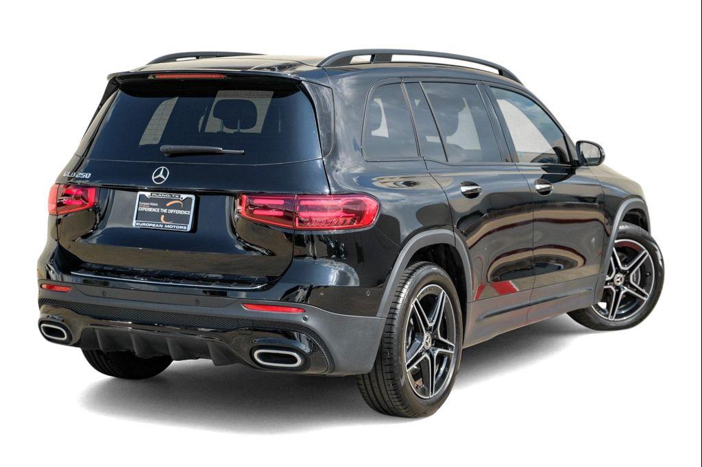 used 2024 Mercedes-Benz GLB 250 car, priced at $32,499