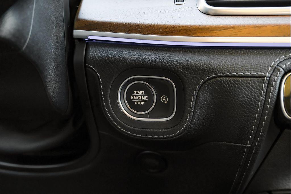 used 2023 Mercedes-Benz GLE 350 car, priced at $33,995