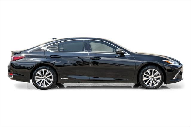 used 2020 Lexus ES 300h car, priced at $25,995
